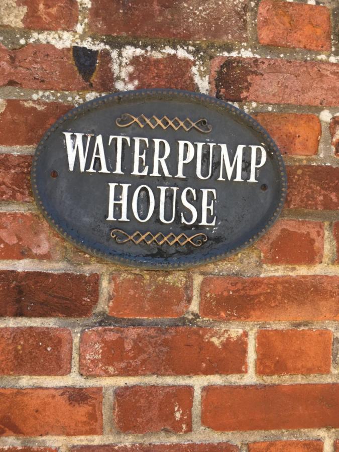 1 Water Pump House Apartment Bury St. Edmunds ภายนอก รูปภาพ